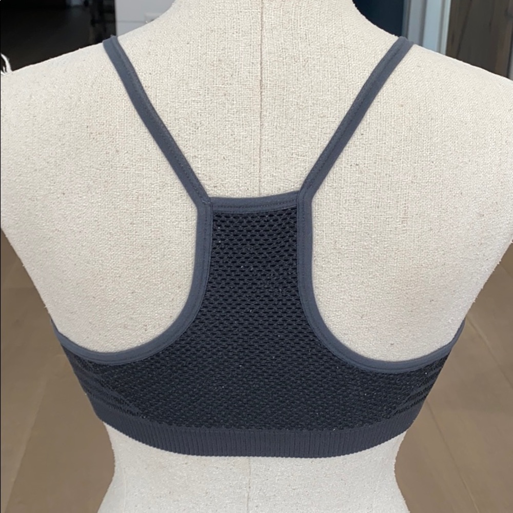 Sport bra - Picture 3 of 5